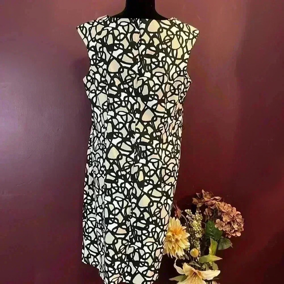 Alyx Sleeveless Dress Size 16 - Picture 3 of 9